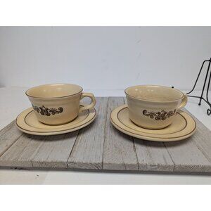 Pfaltzgraff Village Tan Set of 2 Cups and Saucer Plates USA